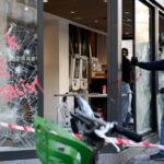 Ιταλία: Φόβος για νέες ταραχές στο Μιλάνο – Κατέβασαν ρολά τα καταστήματα διάσημων οίκων μόδας