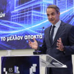 Μπάρκας για Γεωργιάδη: «Χοροπηδούσε σαν χούλιγκαν» – «Έδωσες την έδρα που σου ζήτησε ο ΣΥΡΙΖΑ;» απάντησε ο υπουργός Υγείας