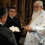 «Δεν κλέβω, είμαι από τη ΔΕΗ», έλεγε ο 38χρονος που άρπαζε καπάκια φρεατίων – Δείτε βίντεο
