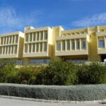Πετρούπολη: Εμπρηστική επίθεση σε κατάστημα τυχερών παιχνιδιών