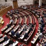 Ευάγγελος Αποστολάκης: Εντάσσεται στην Κοινοβουλευτική Ομάδα του ΠΑΣΟΚ – Η συνάντηση με τον Νίκο Ανδρουλάκη