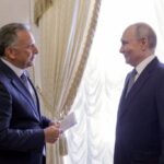 Στίβεν Χάμπαρντ: Ποιος είναι ο 74χρονος Αμερικανός που απελευθέρωσε ο Πούτιν